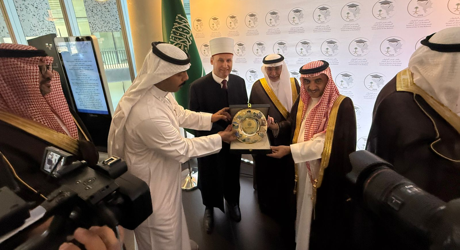 Zhvillohet forumi i parë i të diplomuarve nga Ballkani Perëndimor në universitetet Arabe