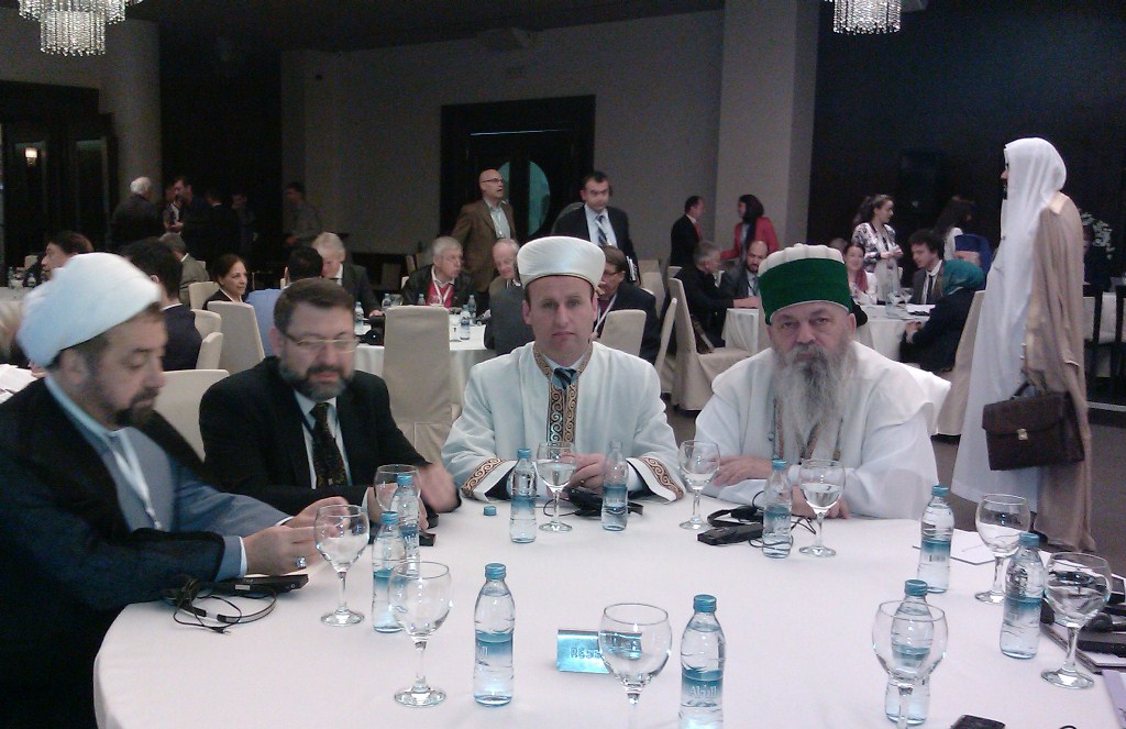 KMSH merr pjesë në konferencën për dialogun ndërfetar në Pejë