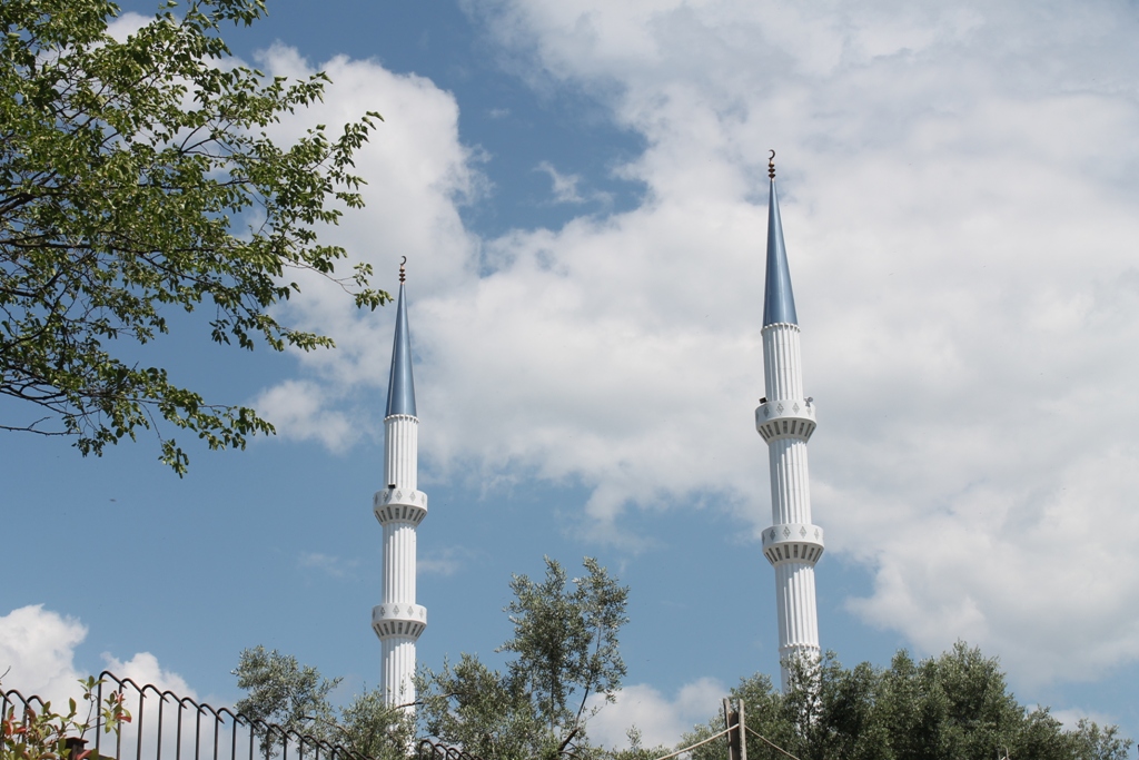 Xhami e re në Selitë të Tiranës