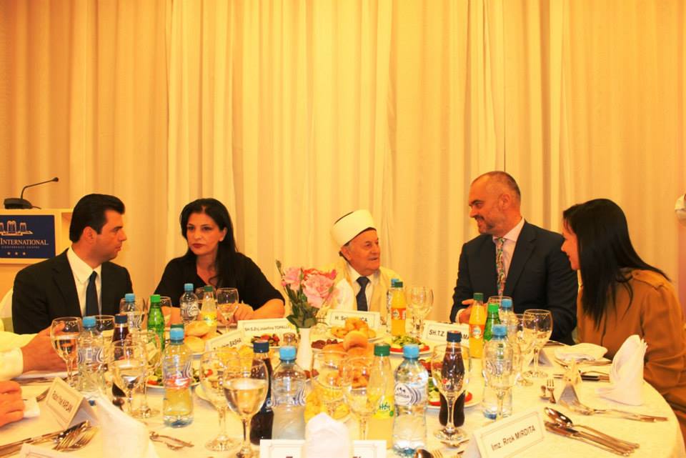 KMSH shtron iftarin e parë të Ramazanit 2013