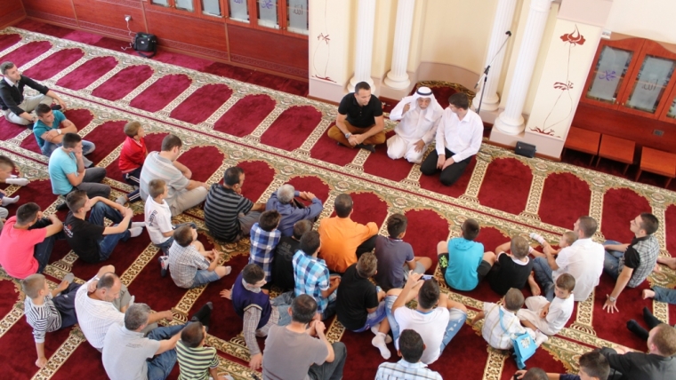 Xhamia e Selitës, dhurata për fëmijët jetimë