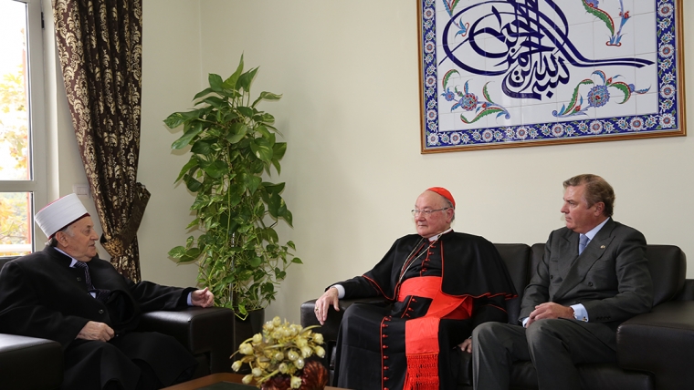Kryetari i KMSH-së, Haxhi Selim Muça, priti në një takim Dukën e Kastros dhe Eminencën e tij Renato Raffaele