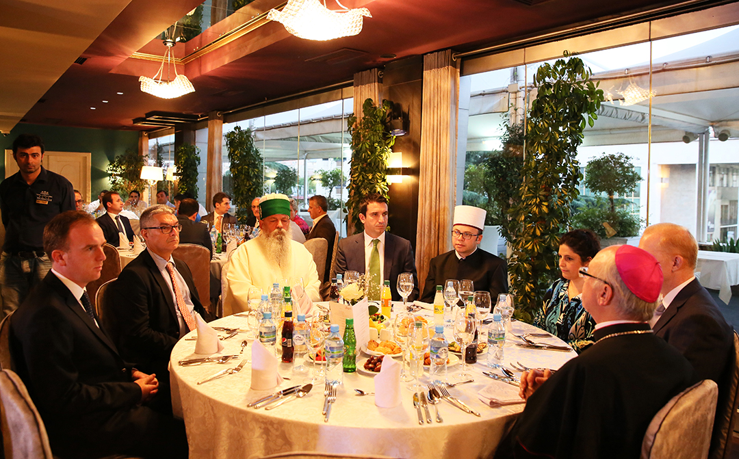 KMSH shtron iftarin e parë të Ramazanit 2014