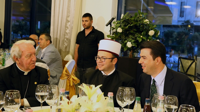 Kryebashkiaku Basha shtron iftar