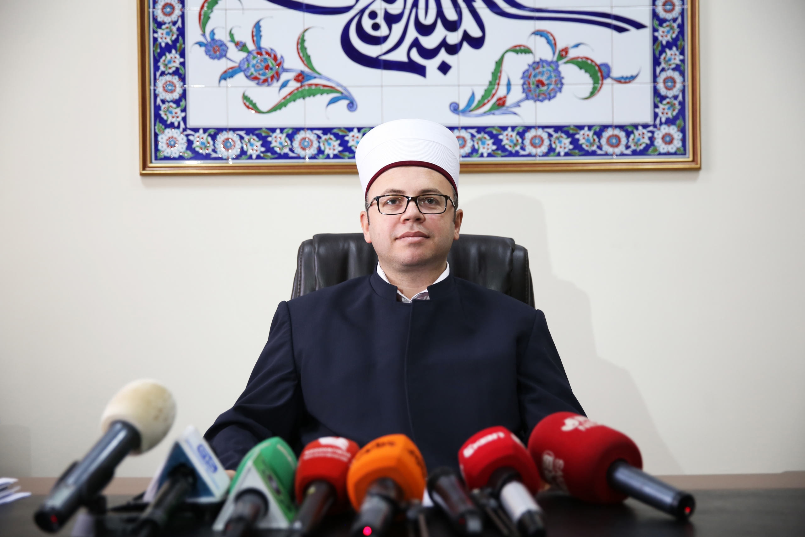 Kryetari i KMSH-së Skender Bruçaj uron Muajin e Bekuar të Ramazanit