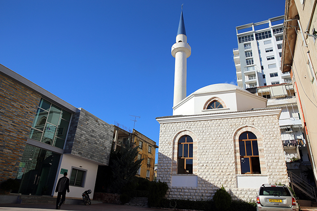 “Frytet e Besimit” zhvillohen edhe në Xhaminë e Sarandës