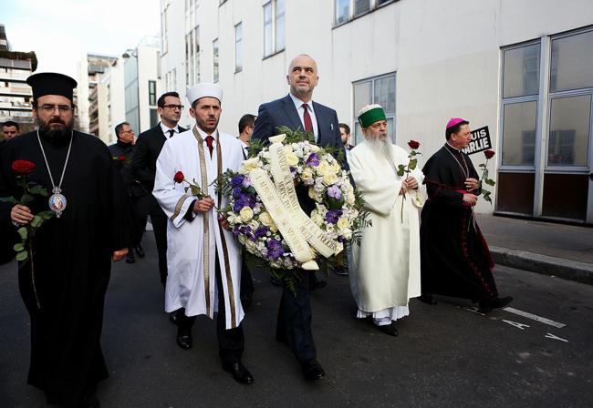 KMSH në marshimin e solidaritetit në Paris