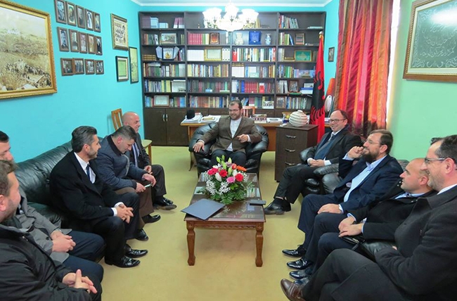 Kryetari i KMSH-së takim pune me disa myftinj në Shkodër