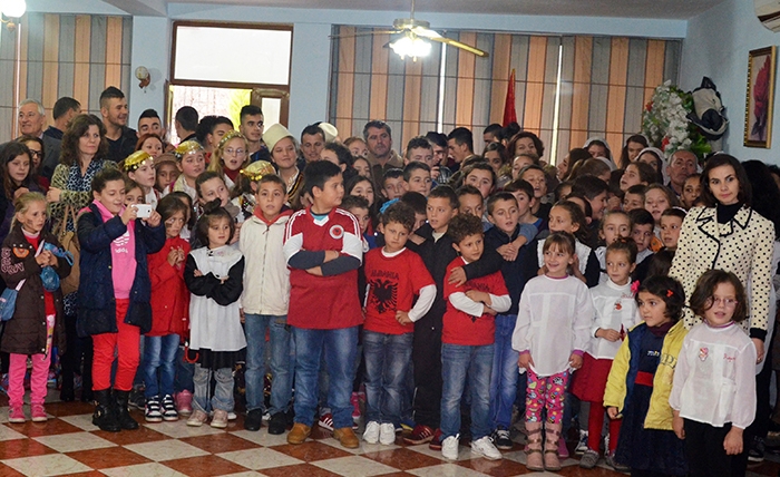 KMSH feston me nxënësit festat e nëntorit