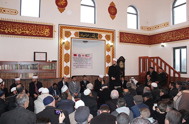 Inaugurohet xhamia e re në Mjedë të Shkodrës