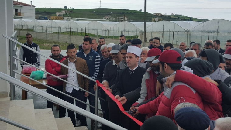 Inaugurohet Xhamia e re në Pjezë, Shijak