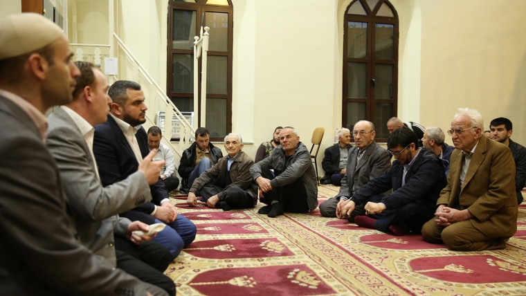 “Bukuritë e Besimit Islam” në xhaminë e Kokonozit, Tiranë