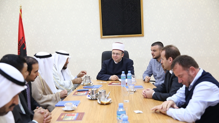 Kryetari Bruçaj pret një delegacion nga Kuvajti