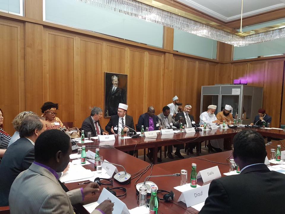 Gjermani, kreu i KMSH-së merr pjesë në konferencën ”Përgjegjësia e feve për paqen”