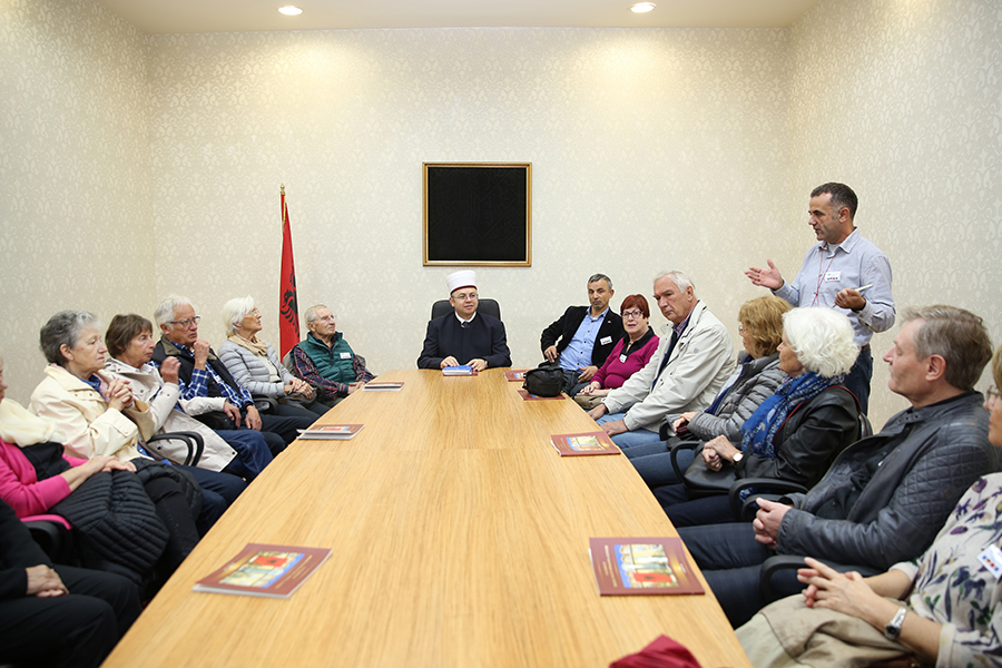 Një grup studiuesish gjermanë, vizitë në KMSH