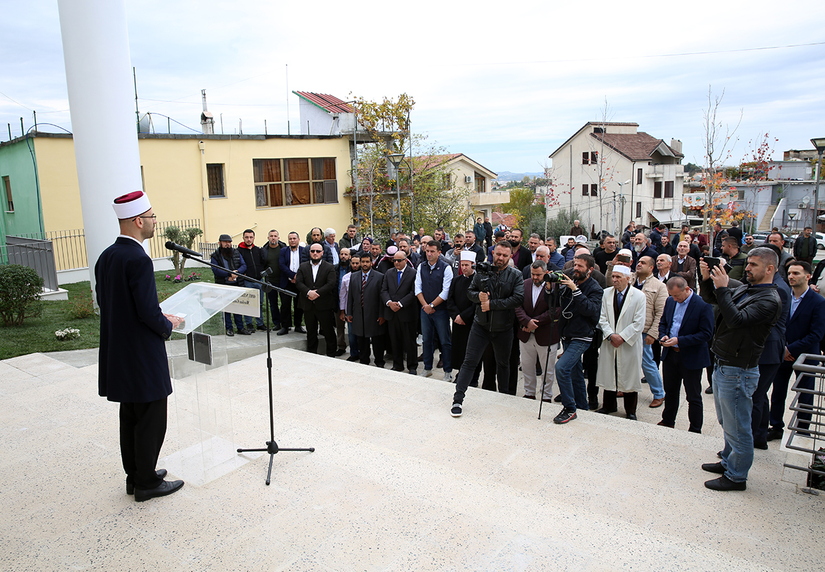 Inaugurohet xhamia e re e Saukut