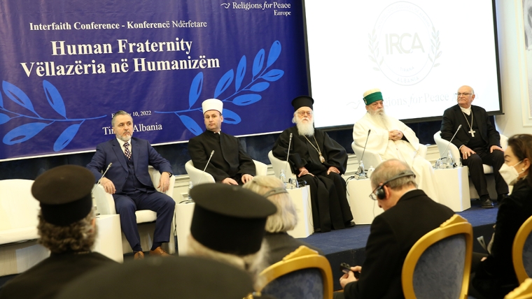 Zhvillohet konferenca ndërfetare, me temë: “Vëllazëria në Humanizëm”
