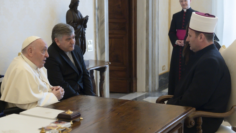 Takimi në Vatikan, një angazhim diplomatik i nevojshëm i krerëve fetarë për njohjen e Kosovës