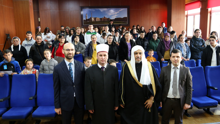 Sekretari i Përgjithshëm i Ligës së Botës Islame viziton Medresenë e Tiranës