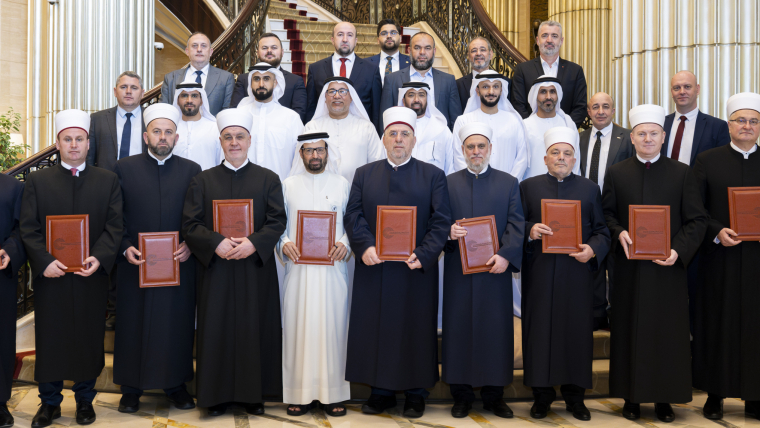 Kryetari i KMSH-së merr pjesë në Konferencën Ndërkombëtare në Abu Dhabi