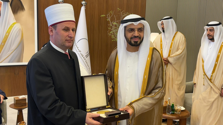 Kryetari i KMSH-së zhvillon vizitë zyrtare në Emiratet e Bashkuara Arabe