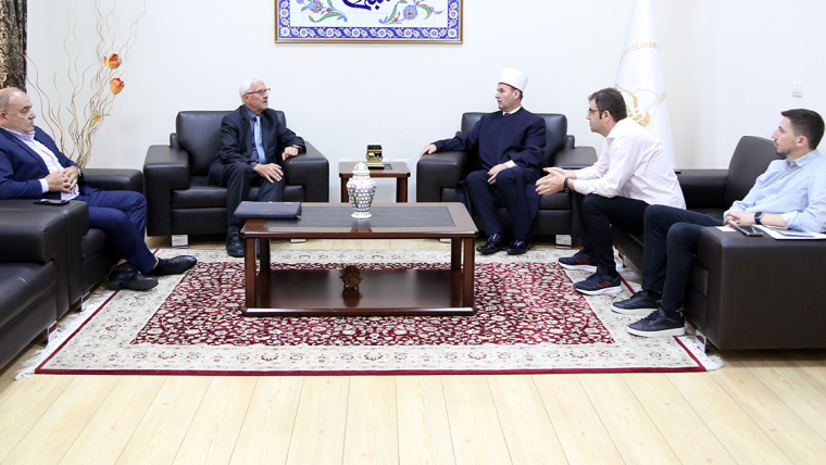 Ambasadori i Maltës në vendin tonë viziton KMSH-në