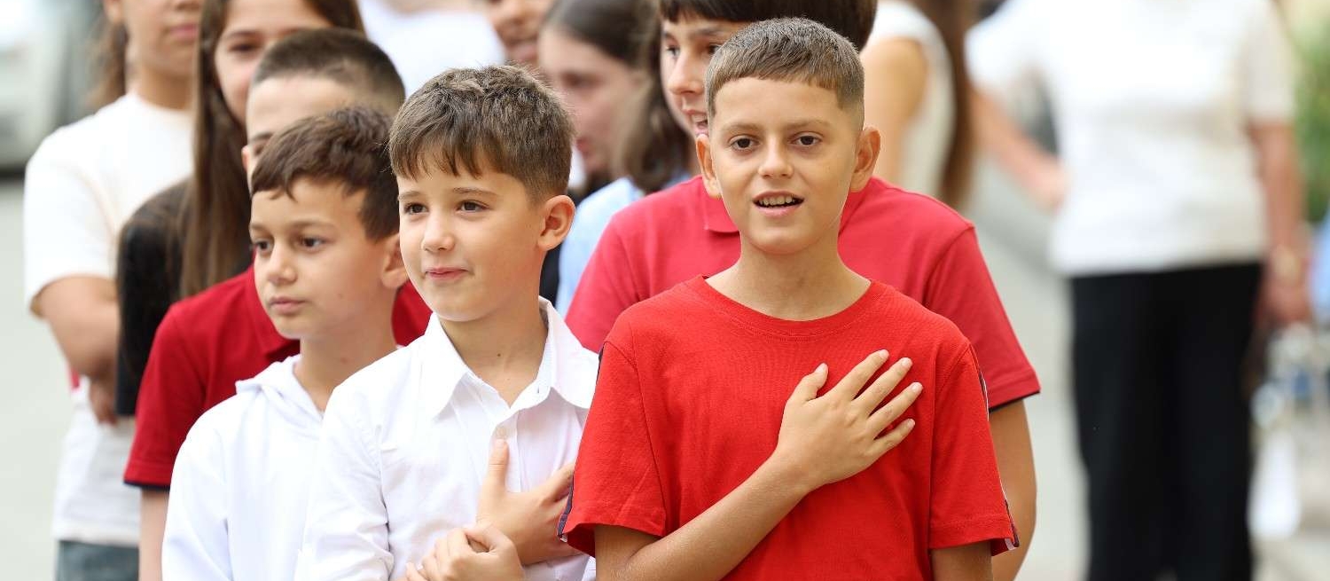 Çelet zyrtarisht viti i ri shkollor 2025-2026 në të gjitha medresetë e vendit